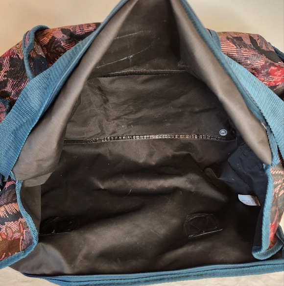 80s Riviera Floral Tapestry Duffle Bag - Picture 14 of 14